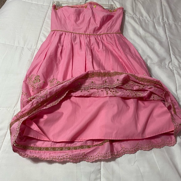 Express Strapless Barbie Pink Embroidered Dress Gold Accents Size 8 - Picture 9 of 13